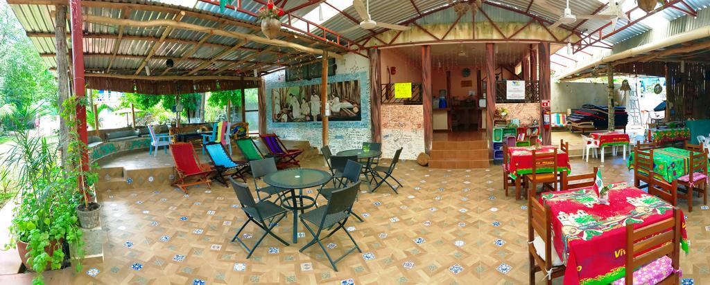Yaxche Centro Hostal Y Camping Bacalar Exterior photo